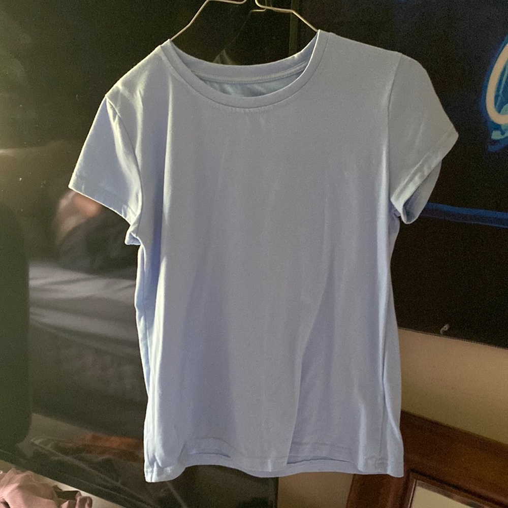 sky blue tee